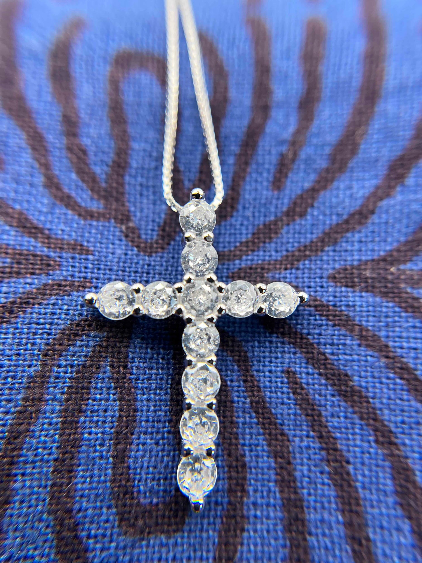 Cross Diamond Pendant Necklace